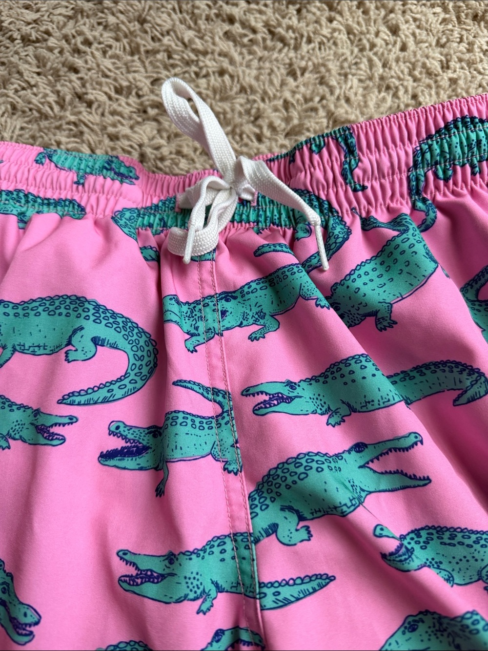 Chubbies Pink Alligator Print Swim Shorts - 5.5” inseam - Picture 3 of 5